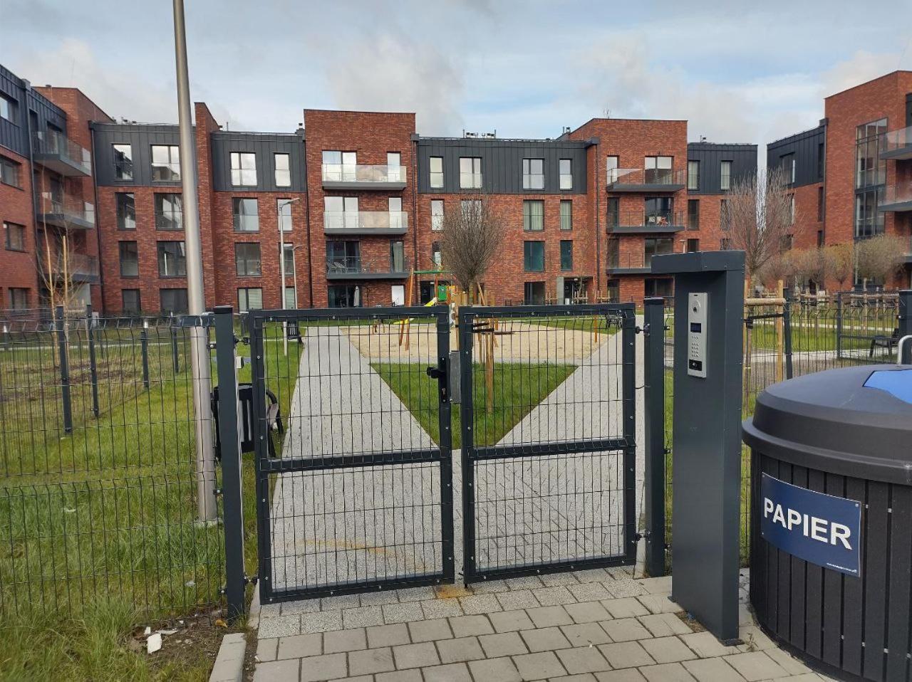 Totu Today-Stara Cegielnia Apartamenty, Faktura Vat, Self Check-In Poznań Kültér fotó
